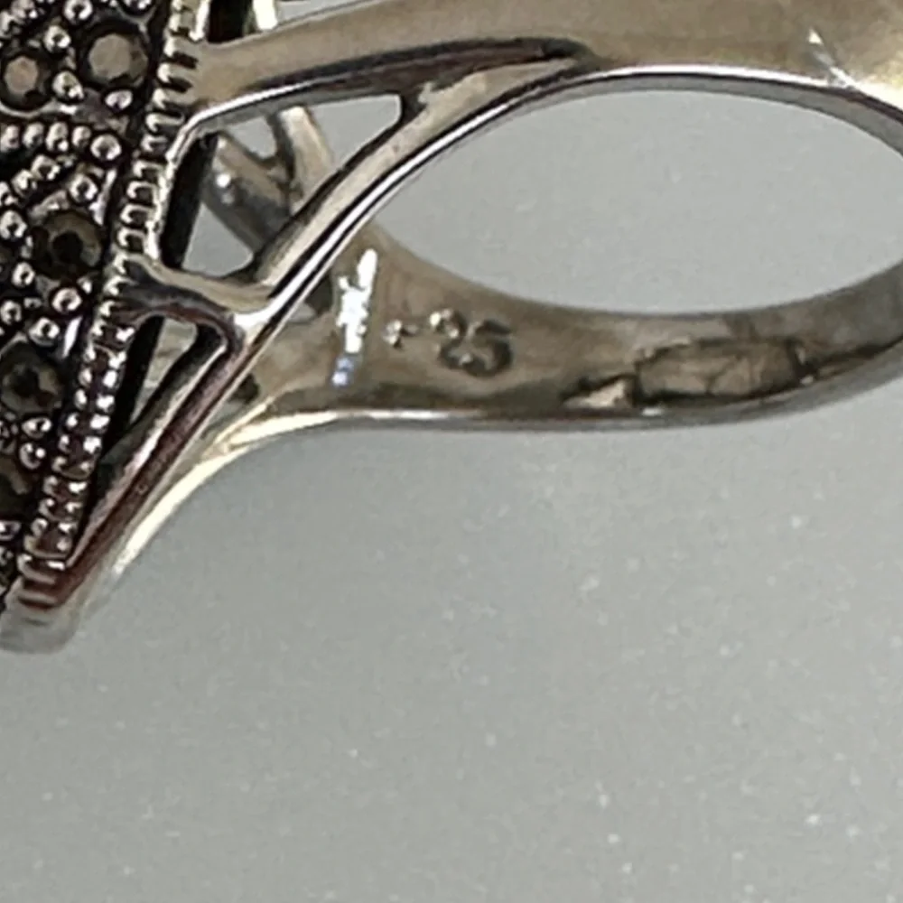 Elegant 925 sterling Silver ÓNIX Ring - Picture 3 of 6